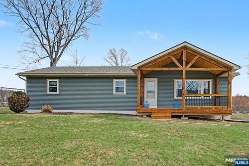 120 Mudtown Road, Sussex, NJ, 07461 | Card Image