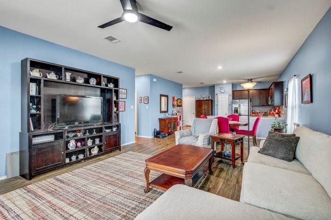 504 Gabriels Bluff Dr, House other with 3 bedrooms, 2 bathrooms and 4 parking in Georgetown TX | Image 12