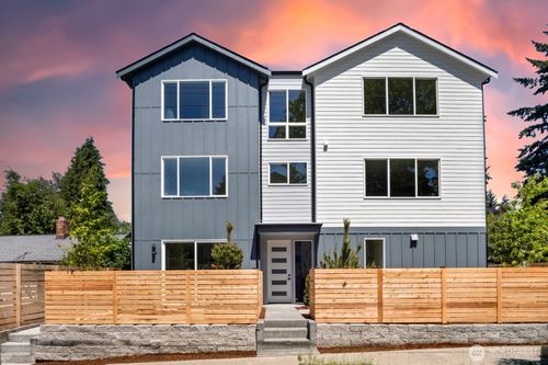 332 Ne 90th Street, Seattle, WA, 98115 | Card Image