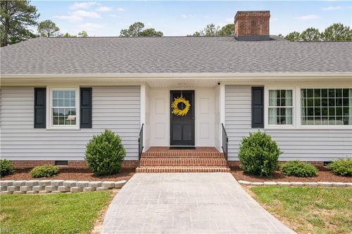 540 W Main St, Wakefield, VA, 23888-2999 | Card Image
