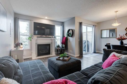 44 New Brighton Landing Se, Calgary, AB, T2Z0S7 | Card Image