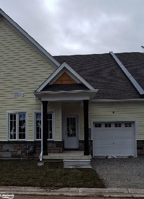 14 Leeds Crt, Bracebridge, ON, P1L0B7 | Card Image