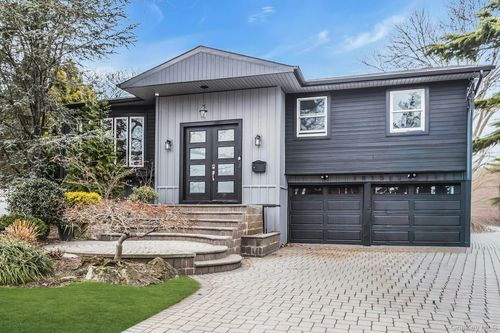 1815 Cynthia Ln, Merrick, NY, 11566-5107 | Card Image