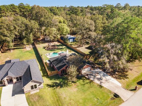 914 Parthenon Pl, New Caney, TX, 77357-3039 | Card Image