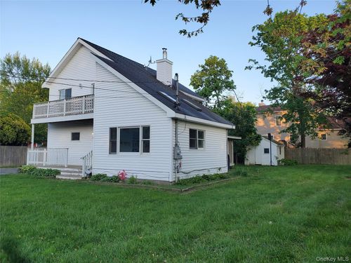 12 W Narcissus Rd, Mastic Beach, NY, 11951-4710 | Card Image