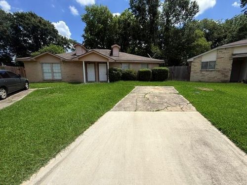 3122 Trembling Creek Cir, Spring, TX, 77373-8831 | Card Image
