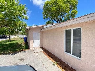 141 Nw 10th St, Home with 0 bedrooms, 0 bathrooms and 4 parking in Pompano Beach FL | Image 3