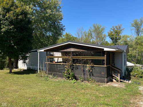 9040 S Chapel Hill Rd, Heltonville, IN, 47436-9609 | Card Image