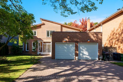 310 Holmes Ave, North York, ON, M2N4N3 | Card Image