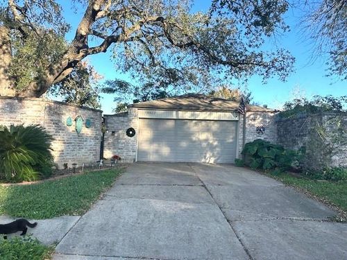 16022 Glen Mar Dr, Houston, TX, 77082-1307 | Card Image