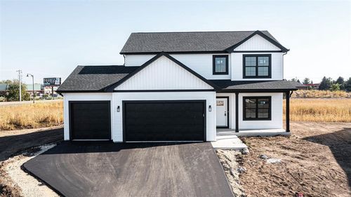 3804 Greenway Cir, Janesville, WI, 53545 | Card Image