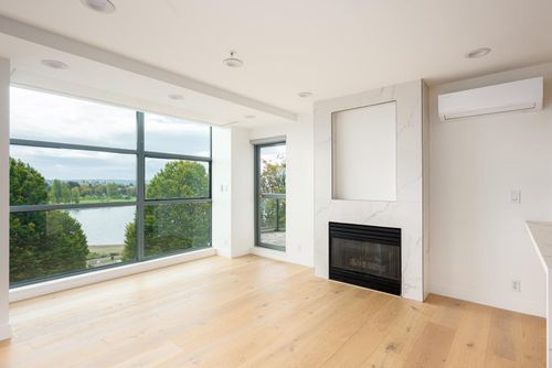 601-1233 Beach Ave, Vancouver, BC, V6E1V4 | Card Image