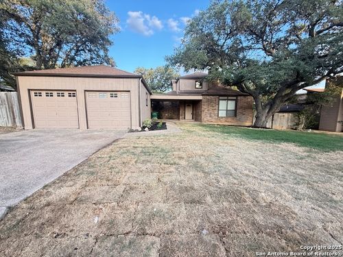 19906 Park Bluff St, San Antonio, TX, 78259-1916 | Card Image