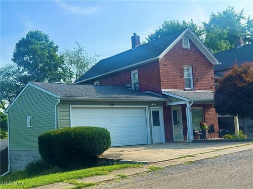 28 Spring St, Hubbard, OH, 44425-1134 | Card Image