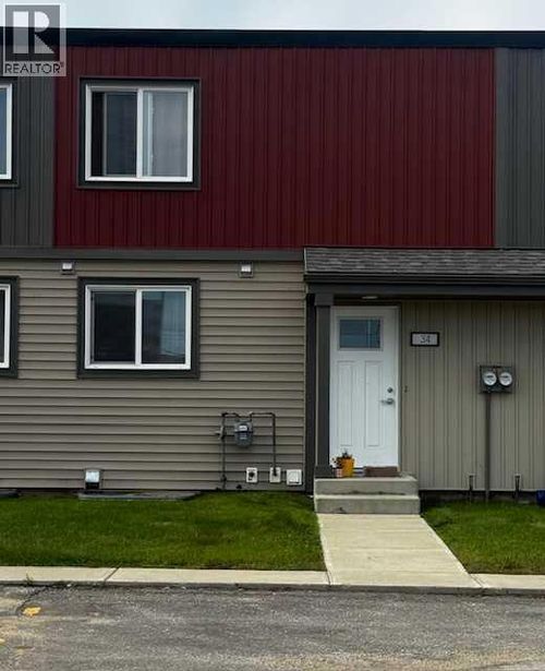 608 Main St N, Slave Lake, AB, T0G2A1 | Card Image