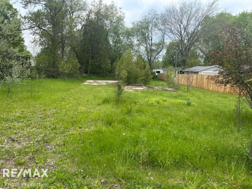 418 Locust Street, Howard City Village, MI, 49329 | Card Image