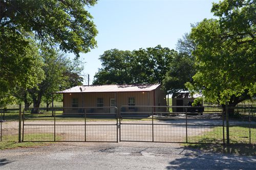 2696 County Road 283, Baird, TX, 79504-4118 | Card Image
