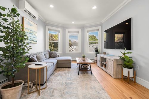 apt-3-118 Franklin St, Brookline, MA, 02445-6797 | Card Image