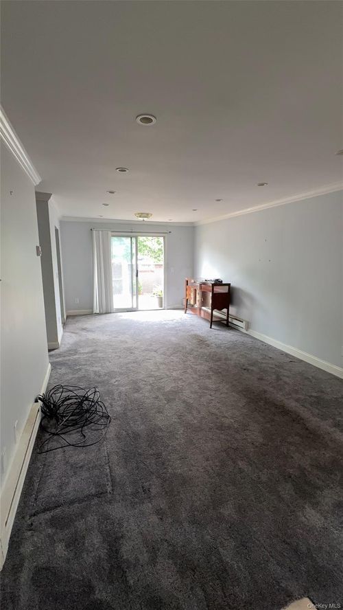 57g-15 Harrison Avenue, Babylon, NY, 11701 | Card Image