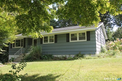 19 Hickory Ln, Shelton, CT, 06484-1710 | Card Image