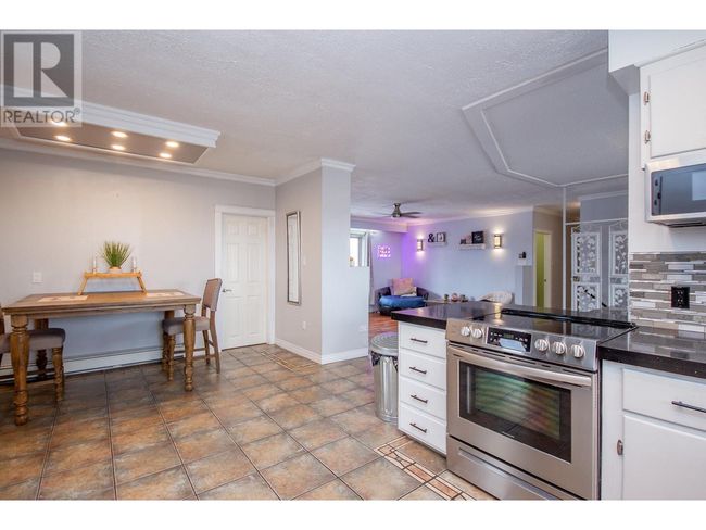 5304 Elevator Rd, House other with 5 bedrooms, 3 bathrooms and 2 parking in Pouce Coupe BC | Image 4