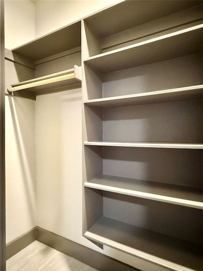 Guest Bedroom 1 Closet | Image 27