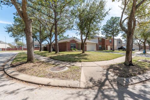 17219 S Summit Canyon Dr, Houston, TX, 77095-6943 | Card Image