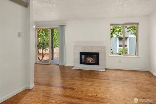 a-105 S 340th St, Federal Way, WA, 98003-6605 | Card Image
