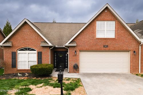 3918 Doral Dr, Maryville, TN, 37801-9649 | Card Image
