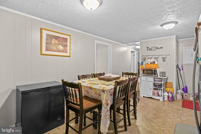9505 Oakridge Ct, House other with 3 bedrooms, 1 bathrooms and null parking in NEWBURG MD | Image 8