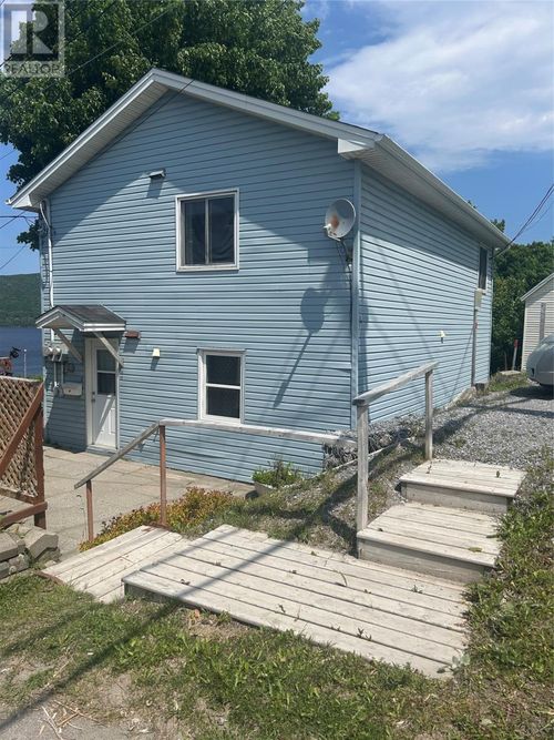 31 Humber Rd, Corner Brook, NL, A2H1E3 | Card Image