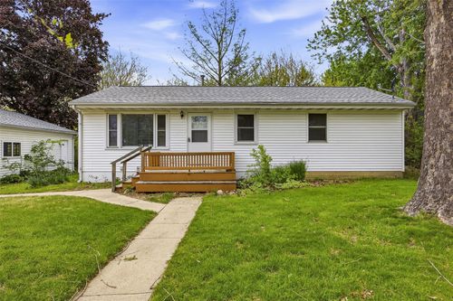 2910 Schaeffer Drive Sw, Cedar Rapids, IA, 52404 | Card Image