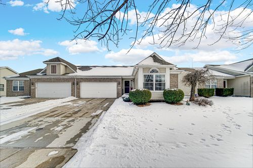 8613 Van Buren St, Merrillville, IN, 46410-8511 | Card Image