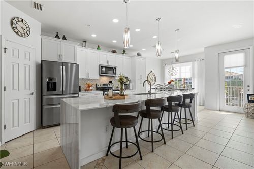 apt-301-11700 Pasetto Ln, FORT MYERS, FL, 33908-2658 | Card Image