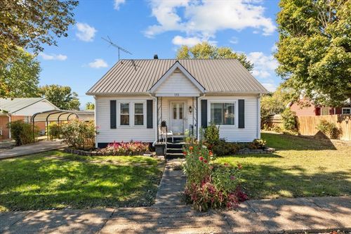135 Main St, Mc Ewen, TN, 37101-4518 | Card Image