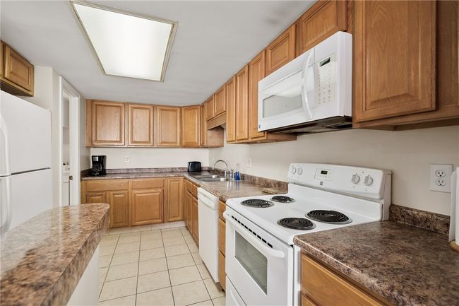APT-505 - 4242 Gulfbreeze Blvd, Condo with 2 bedrooms, 2 bathrooms and 2 parking in Corpus Christi TX | Image 11
