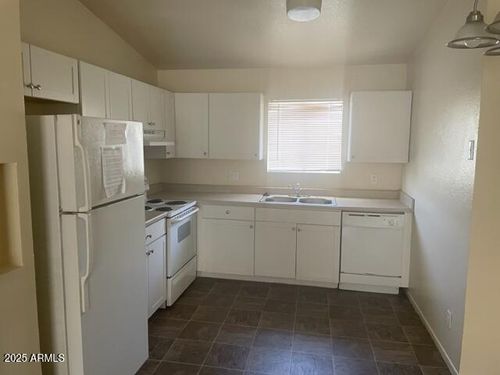 223-465 W Ivyglen St, Mesa, AZ, 85201-2142 | Card Image