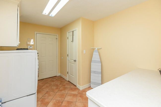 7940 Laurelwood St, House other with 5 bedrooms, 4 bathrooms and null parking in Beaumont TX | Image 17