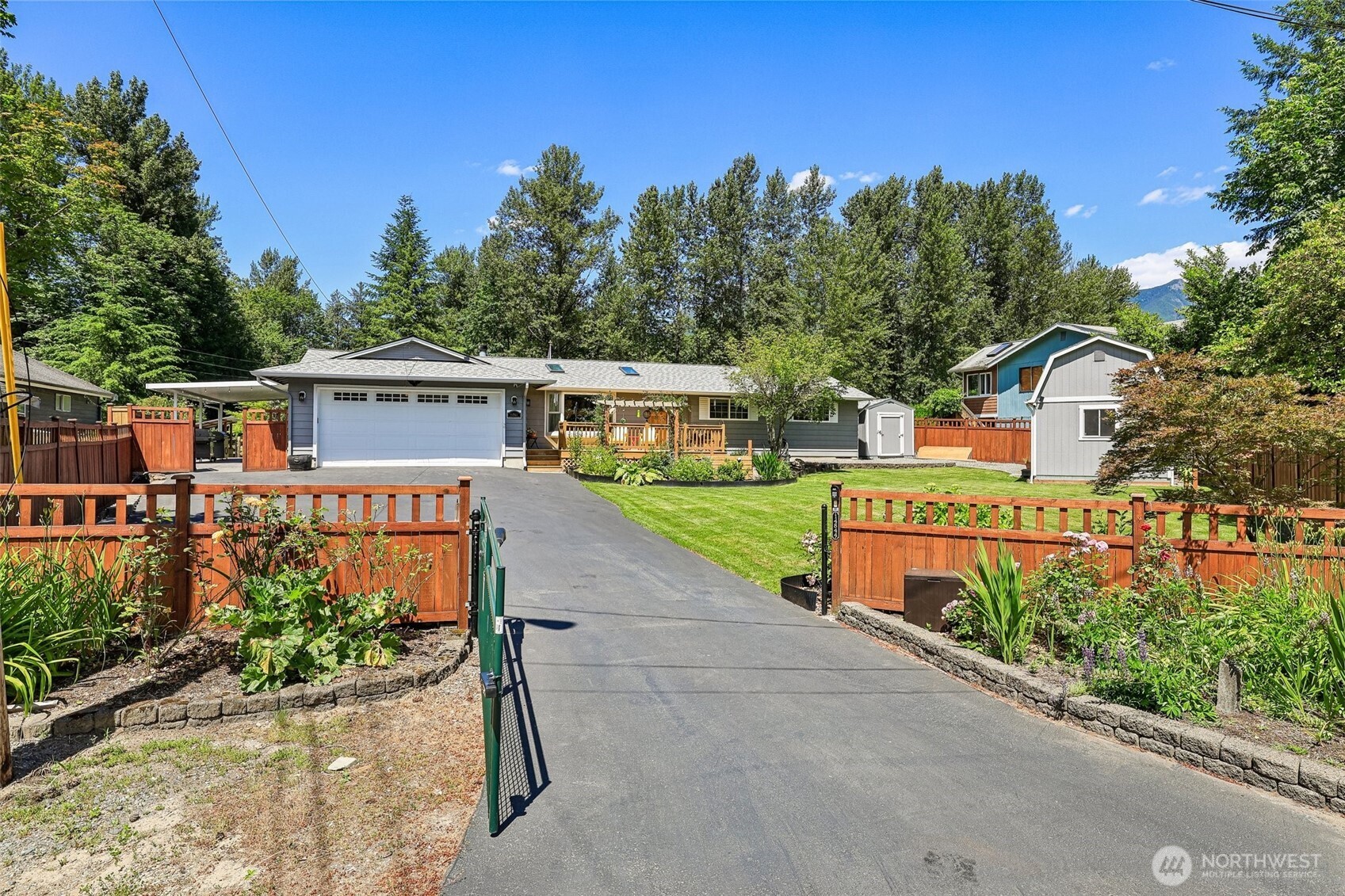 Residential in North Bend