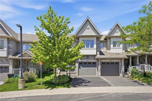 g30-7 Upper Mercer Street, Kitchener, ON, N2A0B8 | Card Image