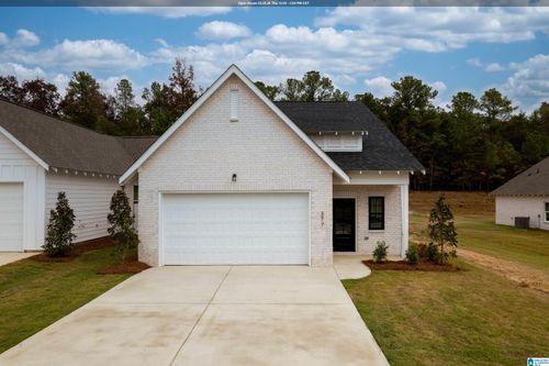 377 Shiloh Creek Dr, CALERA, AL, 35040-7808 | Card Image