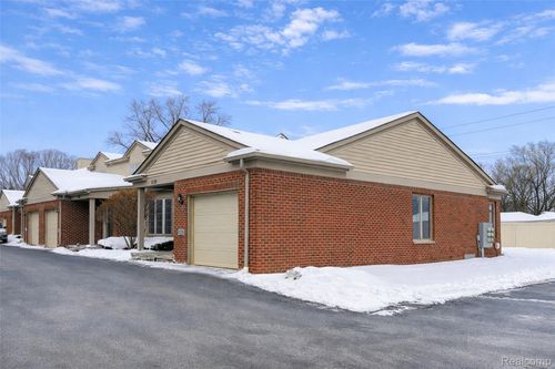 6170 Newburgh Rd, Westland, MI, 48185-2088 | Card Image