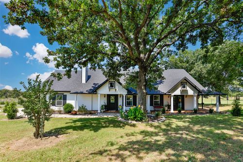 123 County Road 123, Gainesville, TX, 76240-7520 | Card Image