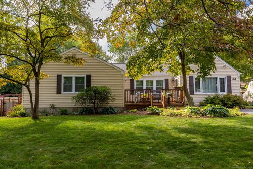 33 Nod Rd, Windsor, CT, 06095-3249 | Card Image