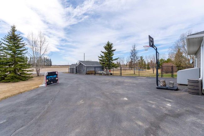 8-33049 Range Road 12, Home with 4 bedrooms, 2 bathrooms and 3 parking in Rural Mountain View County AB | Image 43