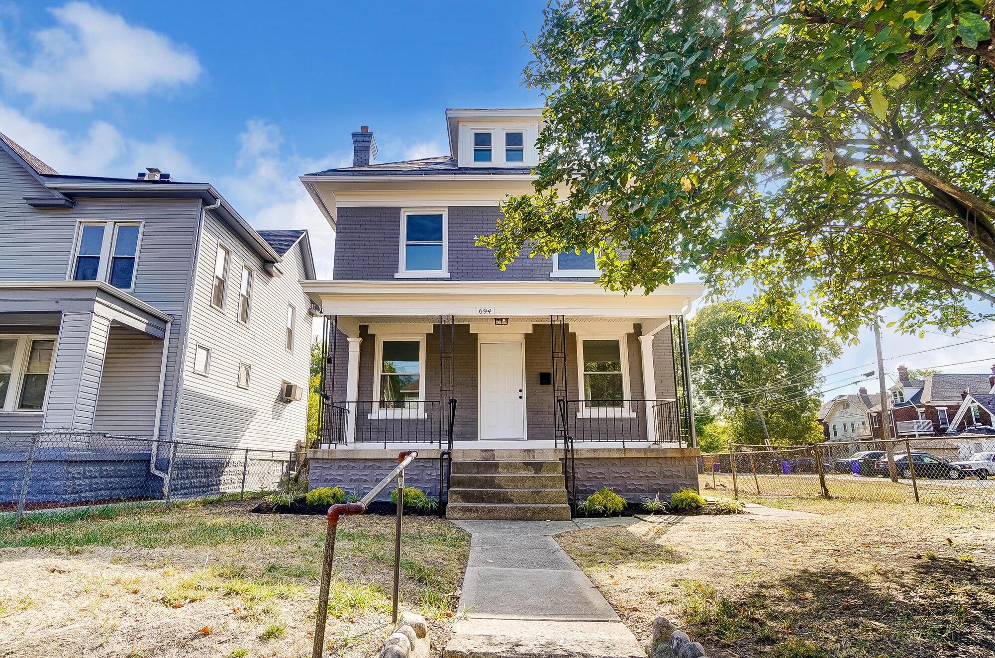 Carpenter St, Columbus, OH 43205