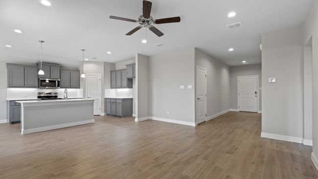 1301 Honey Creek Dr, House other with 4 bedrooms, 2 bathrooms and null parking in Desoto TX | Image 15