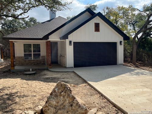 10 Sunshine Cir, Wimberley, TX, 78676-2009 | Card Image