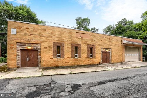 320 N Wolfe Street, Pottsville, PA, 17901 | Card Image