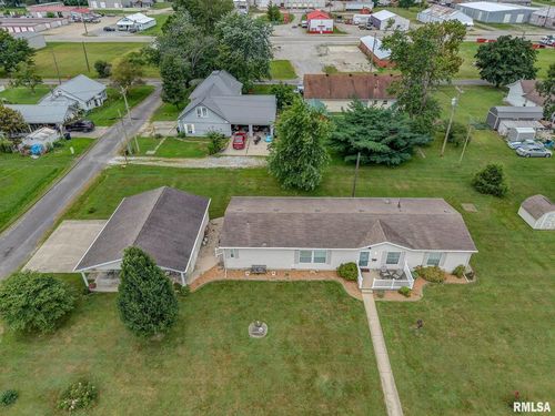 1111 S Jefferson St, Salem, IL, 62881-3421 | Card Image